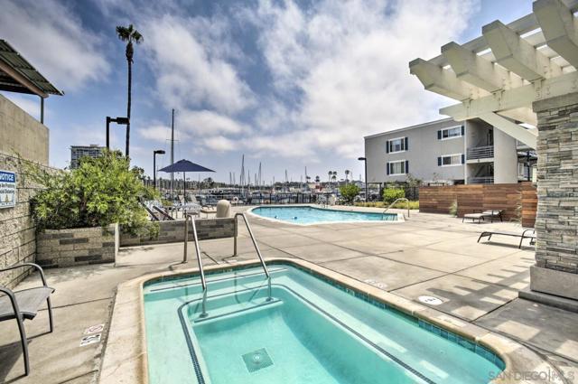 1201 Pacific St, Oceanside, California 92054, 1 Bedroom Bedrooms, ,1 BathroomBathrooms,Condominium,For Sale,Pacific St,250019497SD