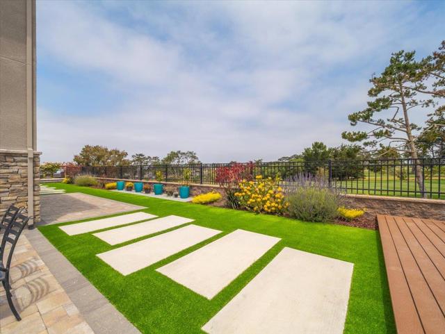 1767 Fairway Court, Seaside CA: https://media.crmls.org/mediaz/369a6cae-2fb0-4212-8839-286e230d5107.jpg