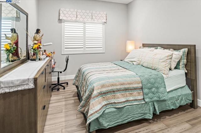 4309 BORA BORA AVE, Fremont CA: https://media.crmls.org/mediaz/369a6e35-8727-4786-82b5-148086b4fe36.jpg