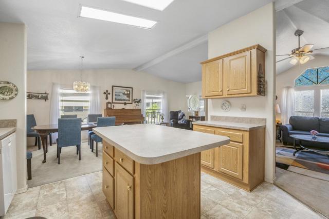 Detail Gallery Image 13 of 37 For 525 W El Norte Pkwy #301,  Escondido,  CA 92026 - 3 Beds | 2 Baths