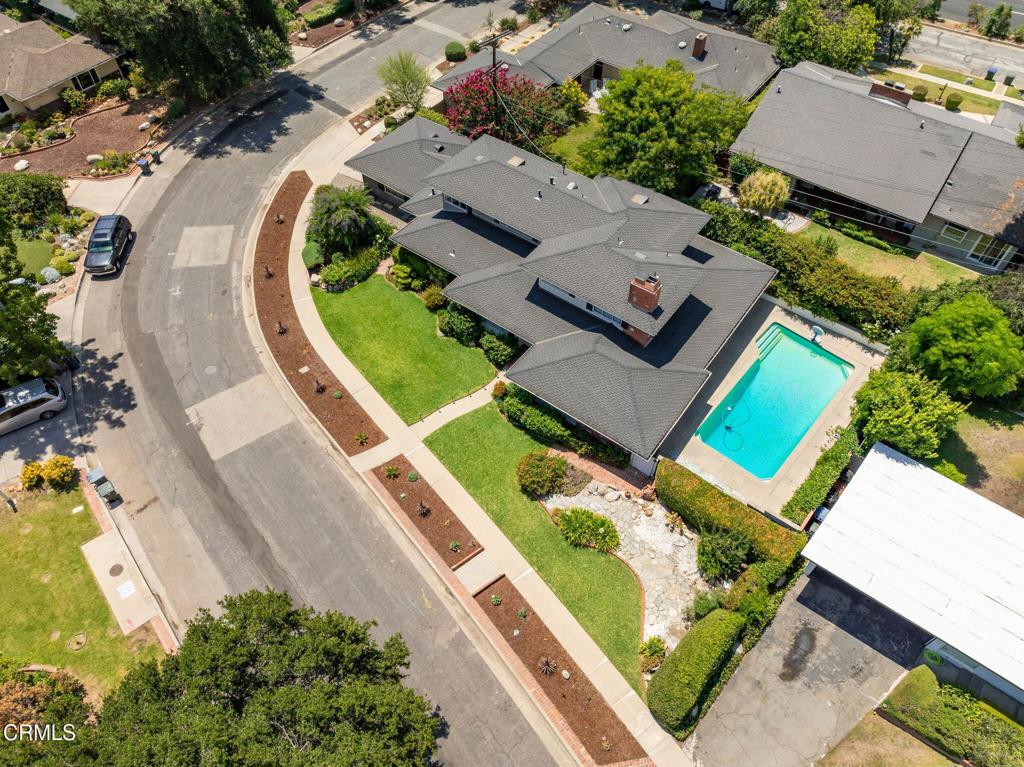 1915 Canyon Close Road