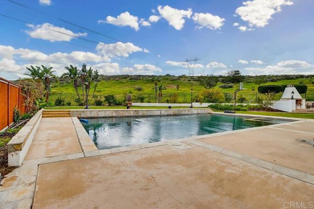 Detail Gallery Image 16 of 32 For 2932 Ranch Gate Rd, Chula Vista,  CA 91914 - 5 Beds | 5 Baths