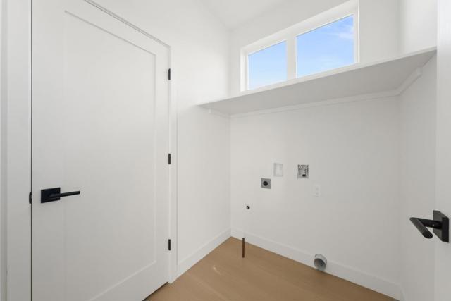 801 Fassler Avenue, Pacifica CA: https://media.crmls.org/mediaz/369d2934-acb8-4a0d-8e59-f1067a52bbea.jpg