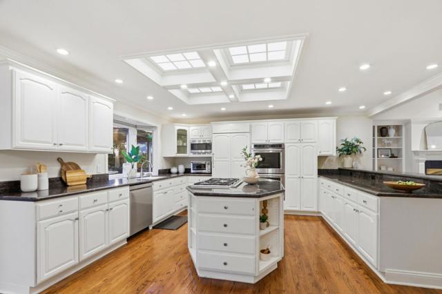 2177 Cheryl Way, San Jose CA: https://media.crmls.org/mediaz/369e877d-cfc2-451c-9f3a-8f8933459ebe.jpg