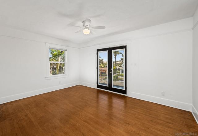 2445 47 A Street, San Diego CA: https://media.crmls.org/mediaz/36a06b58-4a0f-4893-98a6-1fb2133878fd.jpg