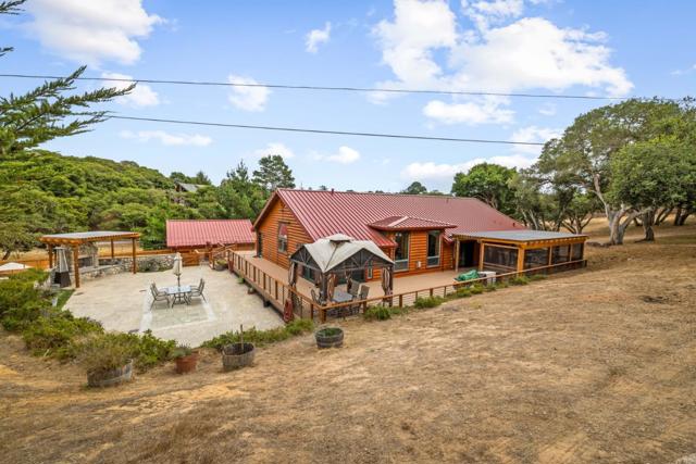 8697 Dyer Road, Salinas CA: https://media.crmls.org/mediaz/36a08017-1c1a-4dba-97fc-fb8c2413ec00.jpg