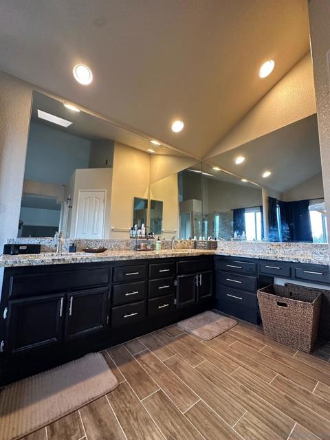 Image 15 of 41 For 9360 Chabola Rd