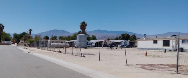 40 265 Galindo S Court, Indio CA: https://media.crmls.org/mediaz/36a20943-530e-467e-9d92-8e8330509f8d.jpg