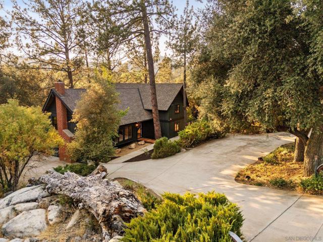 8648 Valley View Trail, Pine Valley CA: https://media.crmls.org/mediaz/36a3029a-7534-48a3-b14b-788da8eba3c2.jpg
