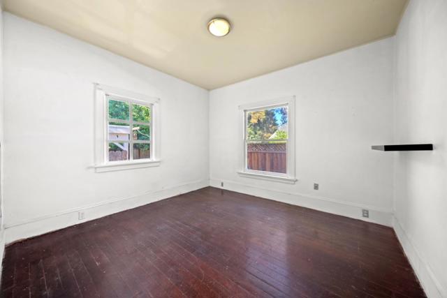 Image 9 of 28 For 250 Mariposa Avenue