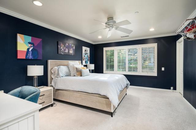 Image 17 of 39 For 16041 Via Del Alba