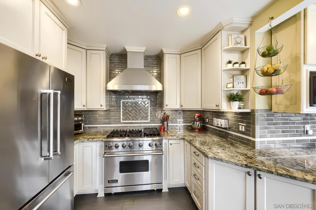 1040 Johnson - photo 15