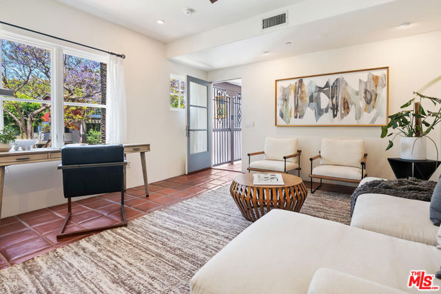 1414 N Harper Avenue, West Hollywood CA: https://media.crmls.org/mediaz/36a42f73-2952-4f6e-8ff3-9a13faf7a2ac.jpg