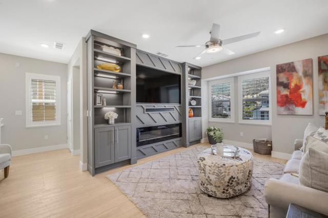 6990 Spumante Way, Gilroy CA: https://media.crmls.org/mediaz/36a45662-6660-4525-8cf7-92562ee68bff.jpg