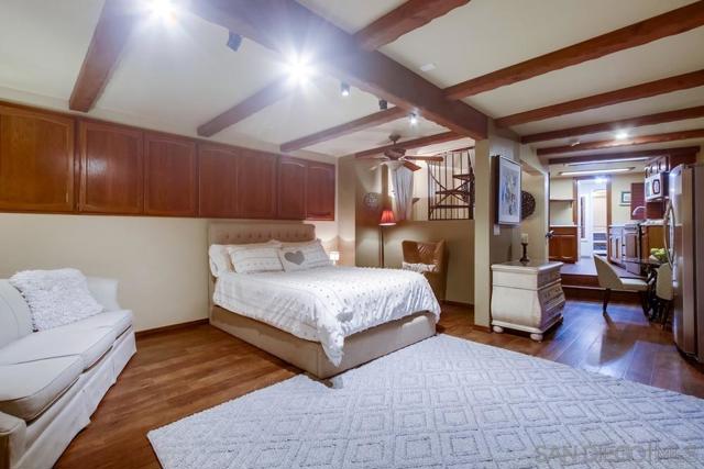 1935 Vista De La Montana, El Cajon CA: https://media.crmls.org/mediaz/36a4fbbf-508e-452c-ae7e-1491909926d0.jpg
