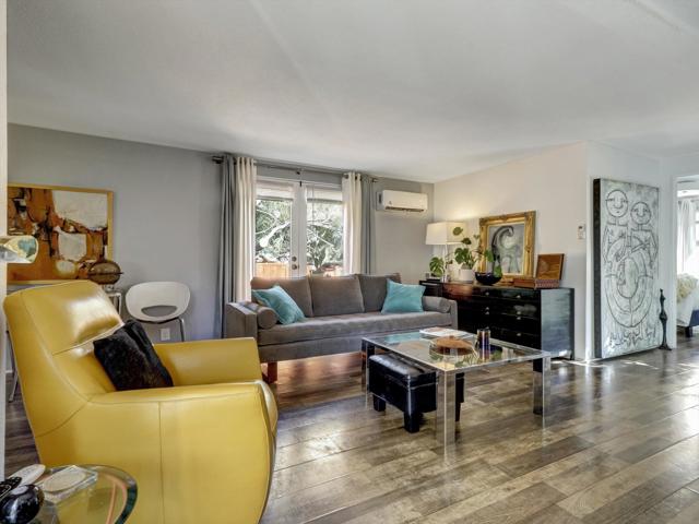7 Ocotillo Lane, Palm Desert CA: https://media.crmls.org/mediaz/36a57ae3-9321-4f7e-a8df-2e11dc34a349.jpg