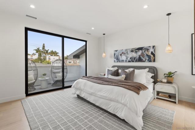 Image 20 of 46 For 1375 Pacific Beach Dr.