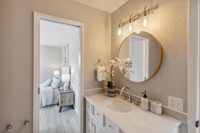 2494 Prunetree Court, San Jose CA: https://media.crmls.org/mediaz/36a6aa62-c3cc-4257-83e4-815c5a0e926e.jpg