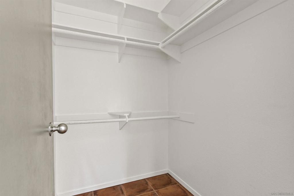 8328 Regents Rd - photo 13