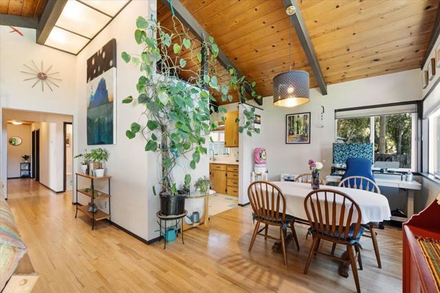 185 Woodston Way, Ben Lomond CA: https://media.crmls.org/mediaz/36a7de8b-0dec-4e21-a358-03ebdf20b184.jpg