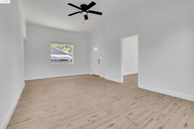 3208 Hosie Ave, Byron CA: https://media.crmls.org/mediaz/36a7de90-45ed-448c-88e6-b1bdddb6a00b.jpg