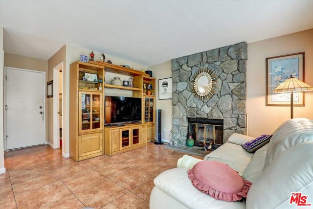 28682 Avenida Del Caballo, Laguna Niguel CA: https://media.crmls.org/mediaz/36a7f4bc-4083-4ff8-81df-95268ccbd4cc.jpg