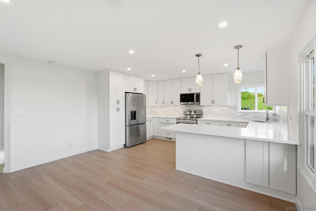 934 Candlelight Place - photo 16