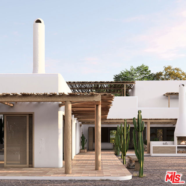 1665 Encinal Canyon Road, Malibu CA: https://media.crmls.org/mediaz/36a9c52a-79ce-47fe-8b15-2303a9b68397.jpg