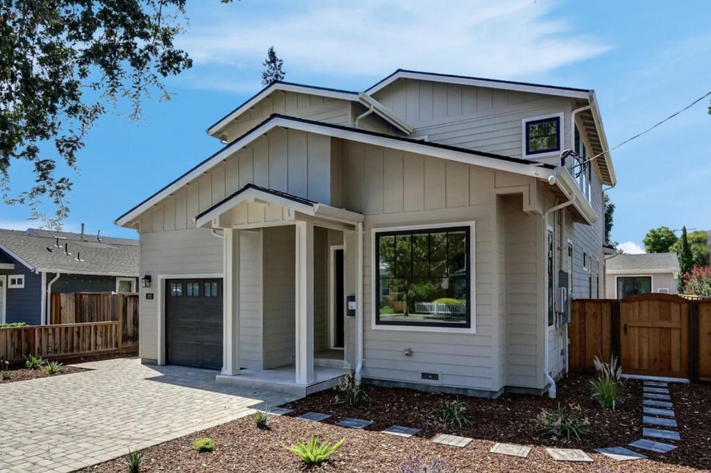 202 Mountain View Avenue