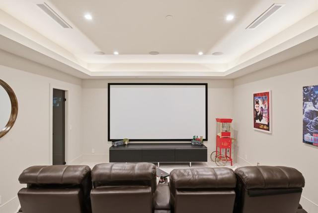 543 Tennyson Avenue, Palo Alto CA: https://media.crmls.org/mediaz/36ab9774-e5b2-4c76-b441-14e2831863ad.jpg