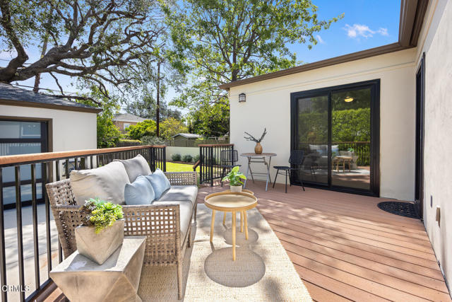 1134 Bella Vista Avenue, Pasadena CA: https://media.crmls.org/mediaz/36acd2e3-b728-47a4-a19c-c7020712a2f8.jpg