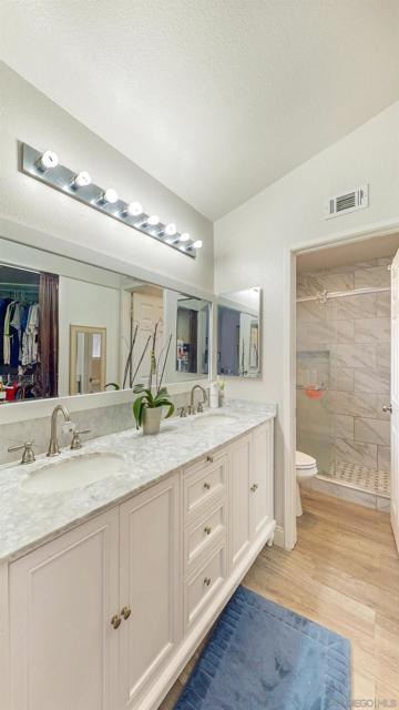 29825 Platanus Dr, Escondido CA: https://media.crmls.org/mediaz/36adb551-6f99-41cc-a616-8d2e74d6f4e4.jpg