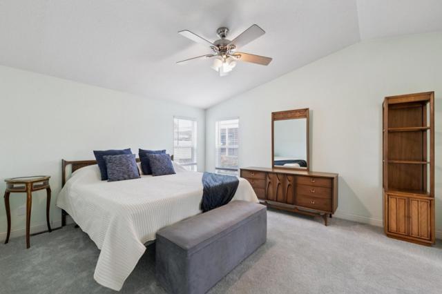 3 Coral Way, Half Moon Bay CA: https://media.crmls.org/mediaz/36aecbc8-2274-447c-bacc-ba6cbbcdb5d4.jpg