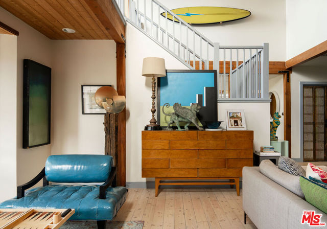 31840 Seafield Drive, Malibu CA: https://media.crmls.org/mediaz/36b05e9b-f727-41a8-98a5-ff6dfc347363.jpg