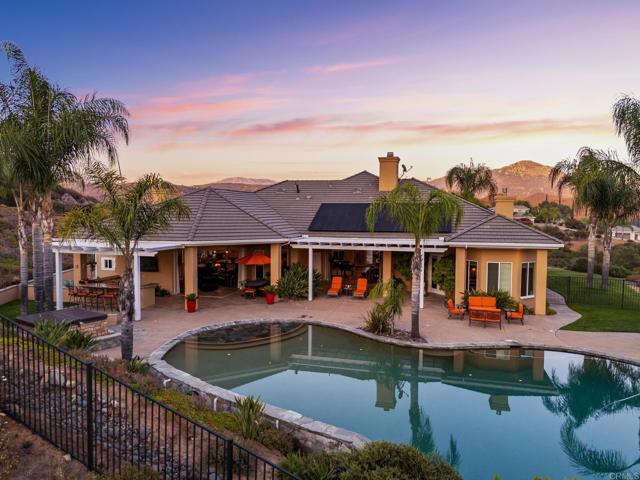 2772 Firebrand Drive, Alpine CA: https://media.crmls.org/mediaz/36b0e1ae-9cc5-4df0-80cd-406d21acb39d.jpg