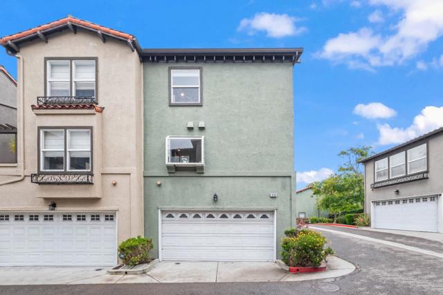 316 Hoffman Street, Colma CA: https://media.crmls.org/mediaz/36b0ed71-089a-4216-8955-23f7920b19f2.jpg