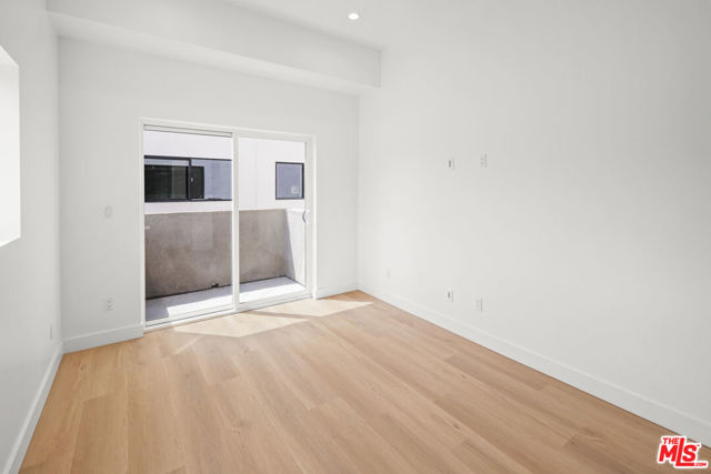 11010 Hortense Street, North Hollywood CA: https://media.crmls.org/mediaz/36b198a5-adde-4cc9-ab8a-0e623afe2924.jpg