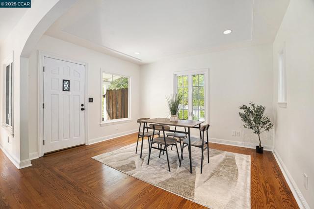 366 Ilo Lane, Danville CA: https://media.crmls.org/mediaz/36b206bd-9603-44d9-a571-b3a64cfada63.jpg