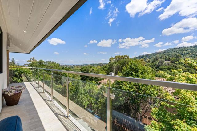 145 Central Avenue Avenue, Los Gatos CA: https://media.crmls.org/mediaz/36b3353d-4130-4f06-864e-51c3cd8e8218.jpg
