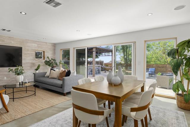 Detail Gallery Image 15 of 64 For 3235 Donna Dr, Carlsbad,  CA 92008 - 4 Beds | 2 Baths