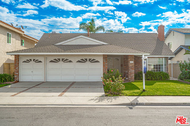 8292 Bellhaven Street, La Palma CA: https://media.crmls.org/mediaz/36b56484-a0e8-428b-8295-9c7133a65e99.jpg