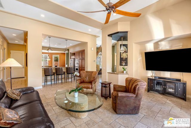 7 Ridgeline Way, Rancho Mirage, CA 92270