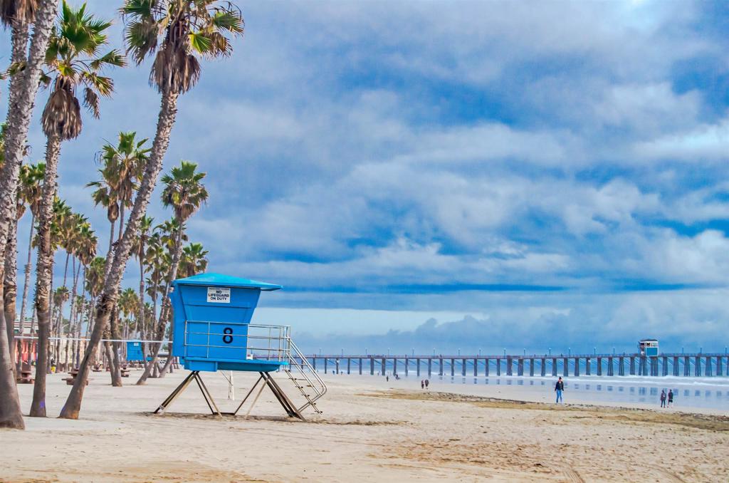 https://media.crmls.org/mediaz/36b69812-9dbf-45a7-b774-03d651df65b0.jpg?preset=X-Large