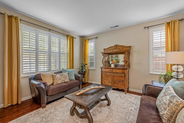 6600 Eagle Ridge Court, Gilroy CA: https://media.crmls.org/mediaz/36b6ea85-a385-4b90-aa2b-cfe7823e4217.jpg