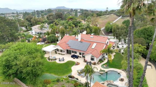 790 Spring Canyon Place, Thousand Oaks CA: https://media.crmls.org/mediaz/36b79b64-f334-4868-a8b9-30a9c0af3bef.jpg