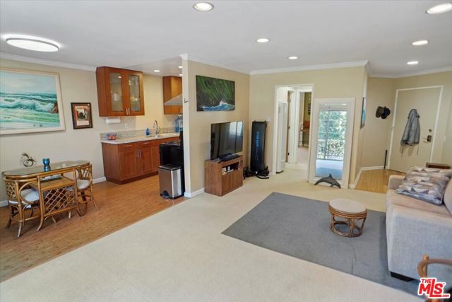 2311 4th Street, Santa Monica CA: https://media.crmls.org/mediaz/36b8254a-6342-404b-bd3c-ac01c610b041.jpg