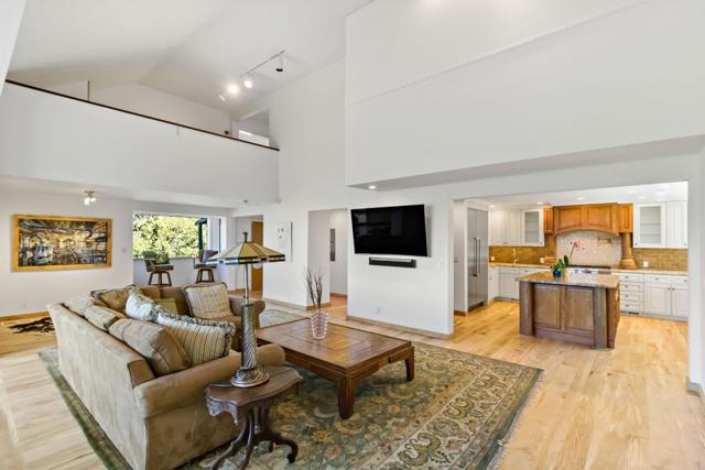 711 W California Way, Redwood City CA: https://media.crmls.org/mediaz/36b832b2-7d83-48e3-8a0a-9c7e46493468.jpg