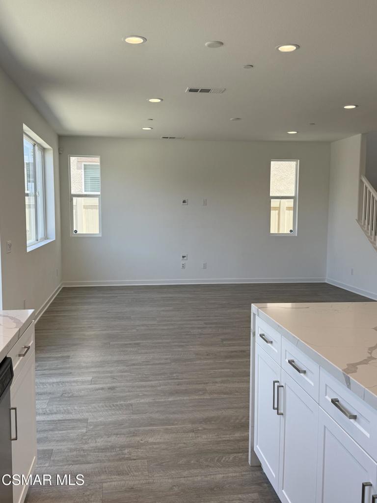 MLS #226003051 image #8