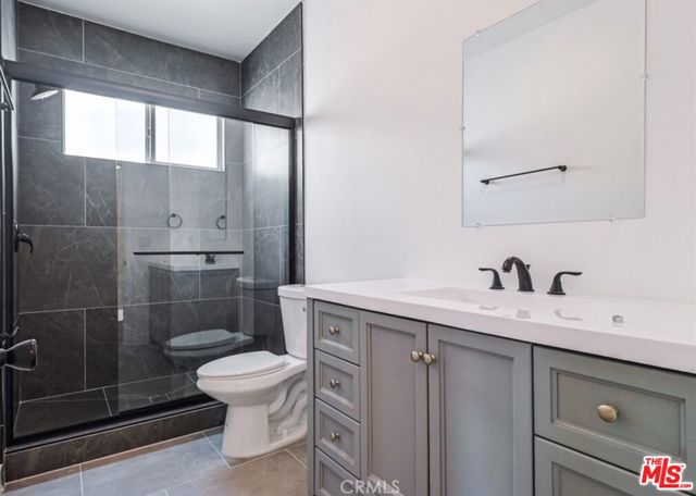 710 S Alma Street, San Pedro CA: https://media.crmls.org/mediaz/36b96b89-cf53-42e5-a19b-b643577696e7.jpg