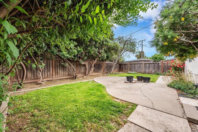 1684 Foxworthy Avenue, San Jose CA: https://media.crmls.org/mediaz/36b9c932-7fdf-4d9a-a5e0-c27d1df0029e.jpg